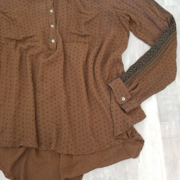Amuse Society Brown & Black Patterned Top - Picture 4 of 5
